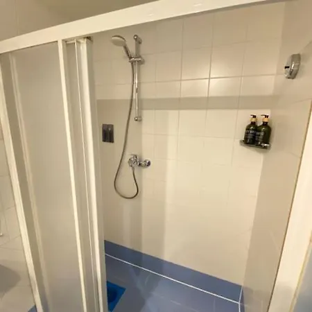 Loft Kalamaja Lägenhet *